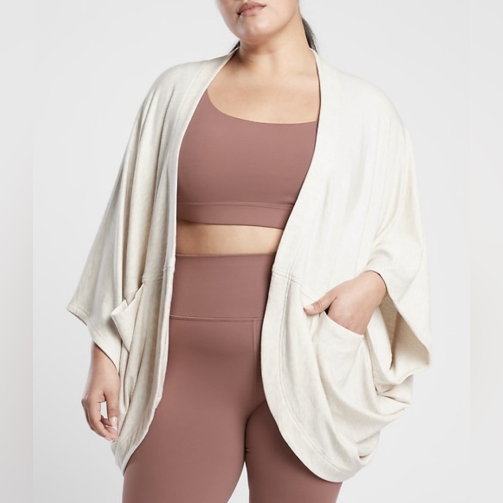 Athleta Nirvana Heathered Oatmeal Cocoon Wrap Cardigan With Pockets Size 1X